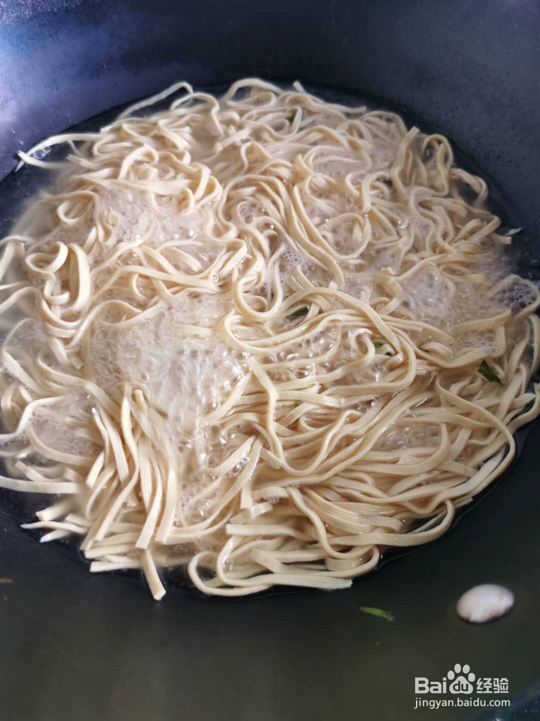 外面摆摊的凉面是怎么做的