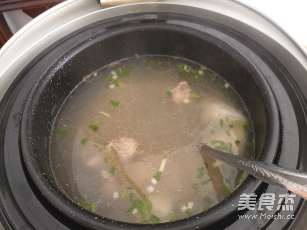 山药炖排骨的做法
