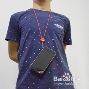 买手机壳送的挂绳怎么用
