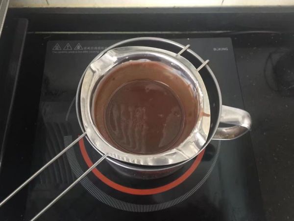 巧克力淋面蛋糕