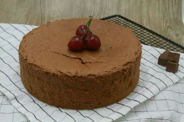 巧克力草莓裸蛋糕