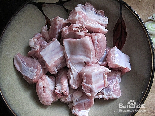 如何制作南乳排骨