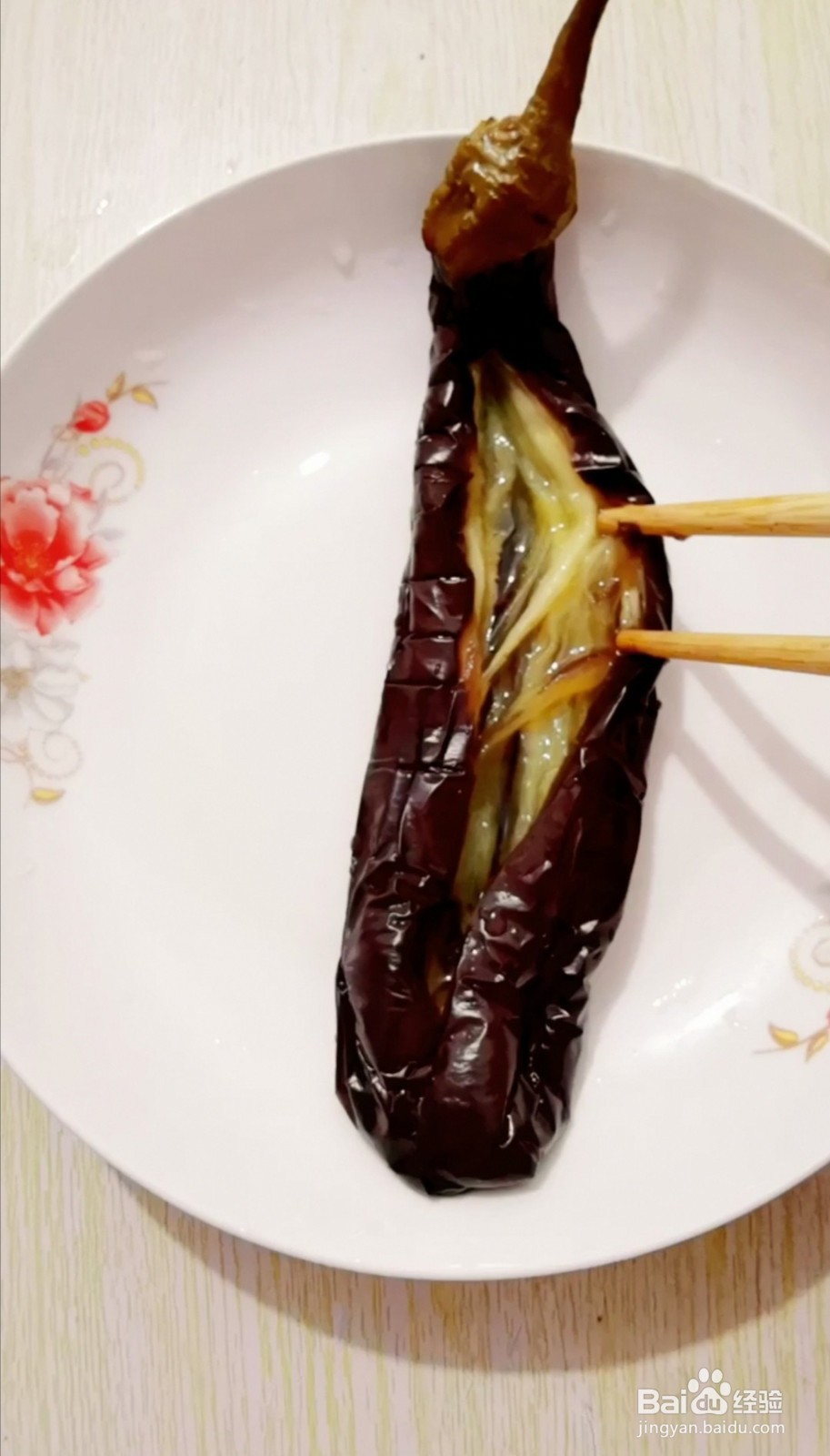蒜蓉粉丝蒸茄子的做法