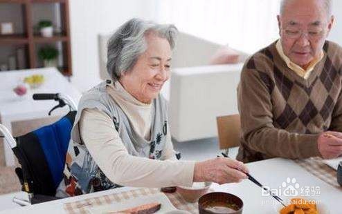 白内障患者术后要注意什么