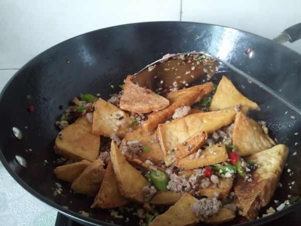 红烧肉沫北豆腐