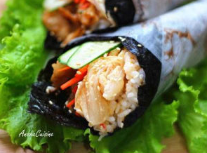 美味诱人的异国韩式紫菜饭卷