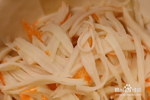 如何做蟹柳炒鸡蛋美食