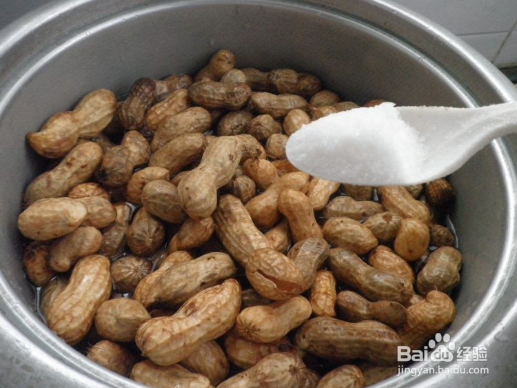盐煮花生怎么做
