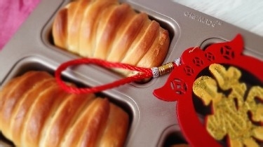 果酱餐包的做法