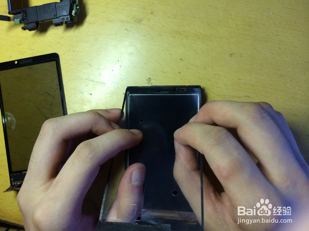 诺基亚Lumia920更换外屏玻璃