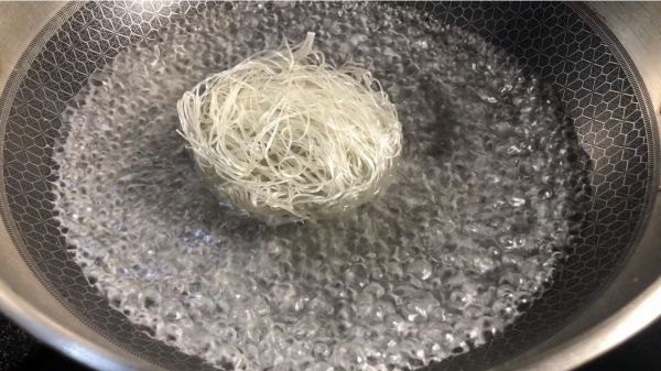 超快手酸辣粉丝