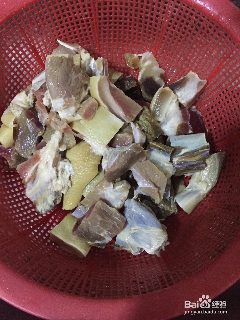 怎样清炖腊蹄膀好吃？