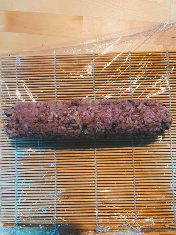鸡蛋糙米反卷寿司