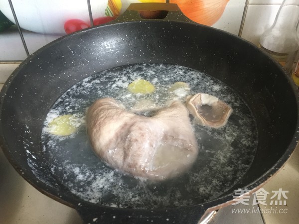 糟香猪肚的做法