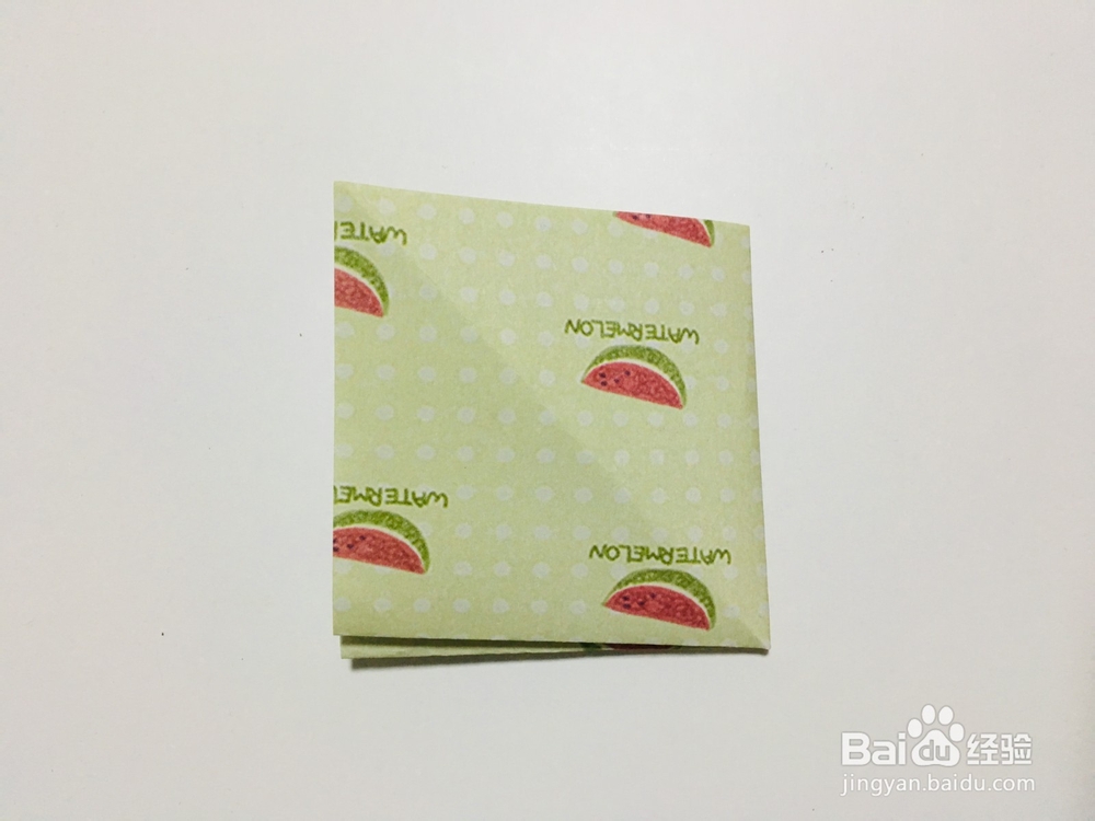 手工折纸：怎样用纸折一个四角星盒子？