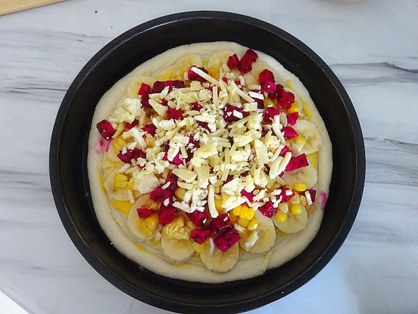 香甜清爽双拼水果披萨