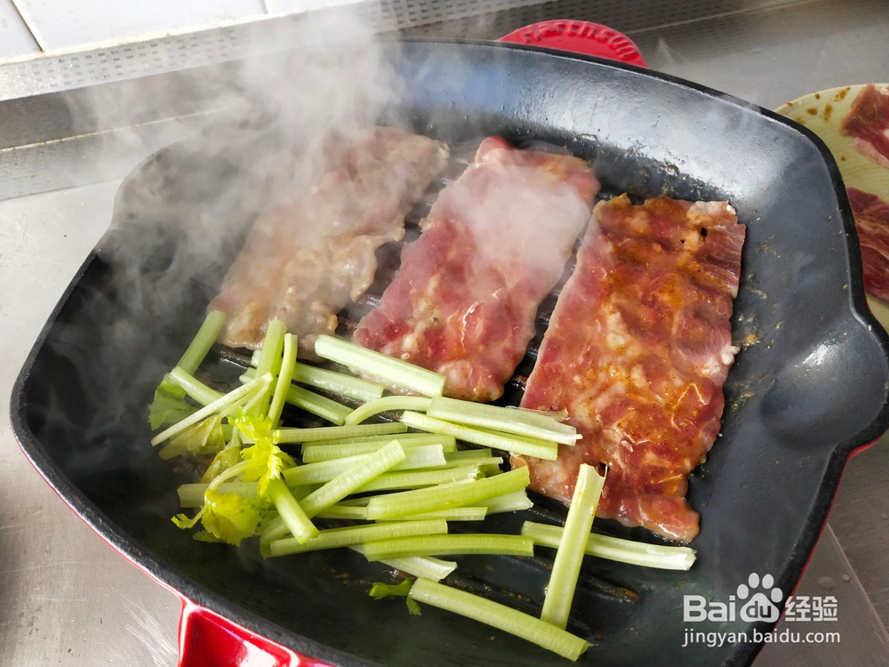 炙烧肥牛片的做法