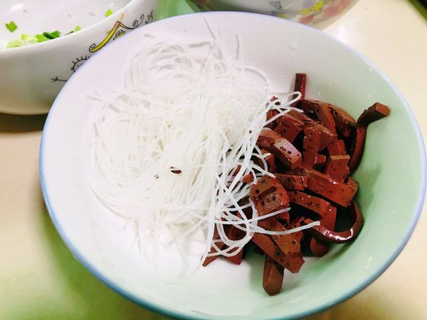 羊肉羊血粉丝汤