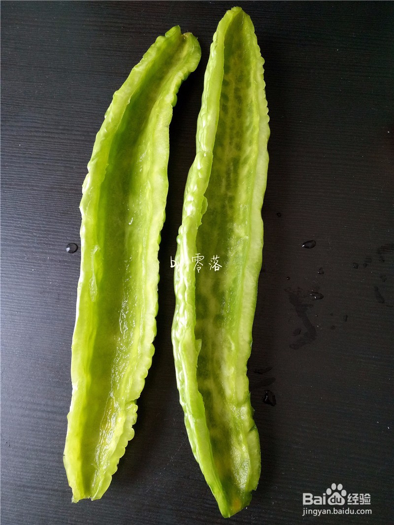 苦瓜蛋脯——苦瓜这么做,一点都不苦!