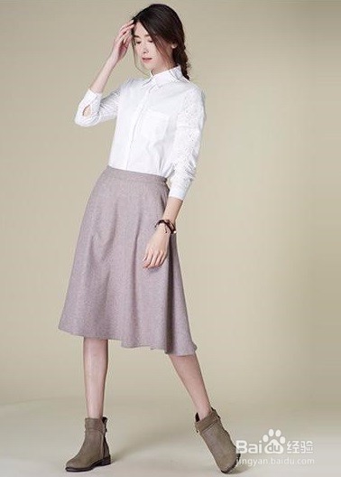 白衬衫配什么裙子好看