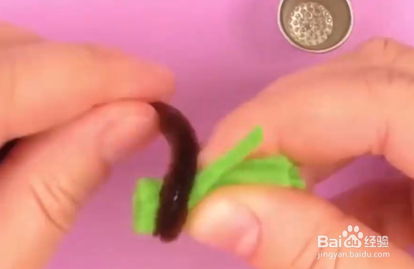 如何给芭比娃娃做一些好看的小物件