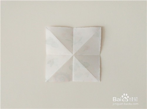 折纸----制作一个花朵相框