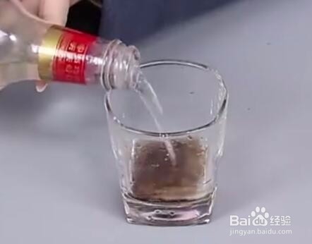 白醋刷牙的正确方法