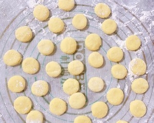 简易版宝宝奶香山药小松饼