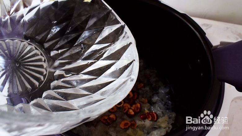 木瓜银耳养颜羹