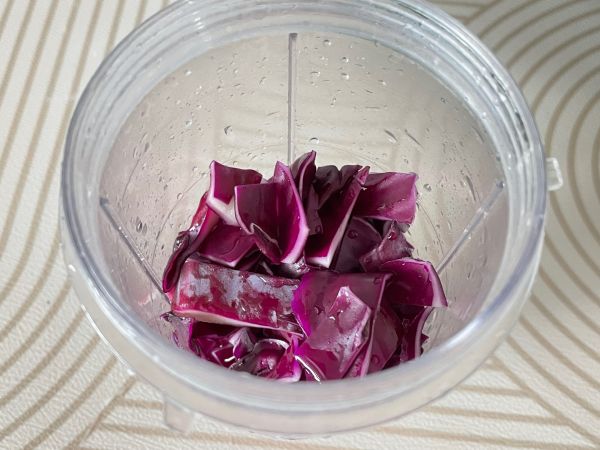 紫色梦幻桃桃西打