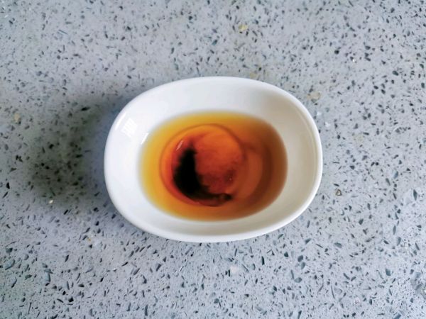 凉拌脆爽莴笋结