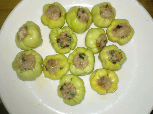 白玉灯笼椒酿肉
