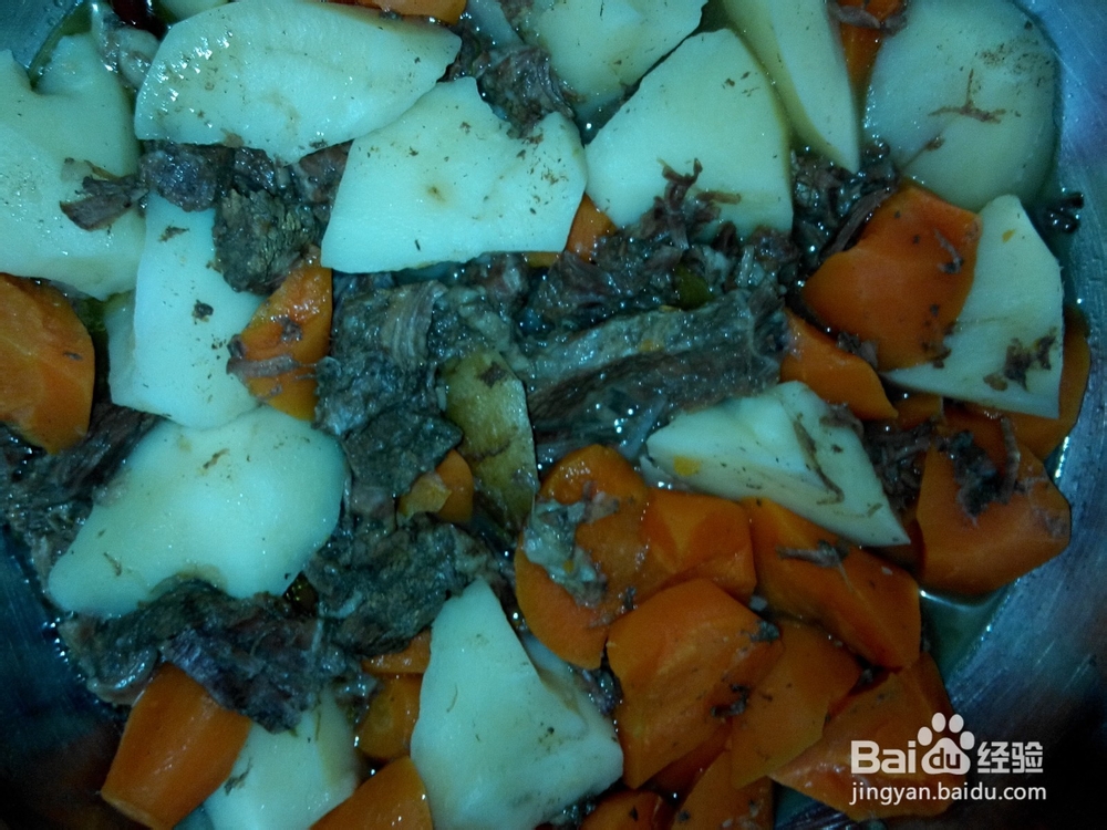 牛肉炖土豆胡萝卜