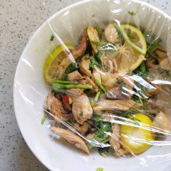 减脂柠檬手撕鸡腿