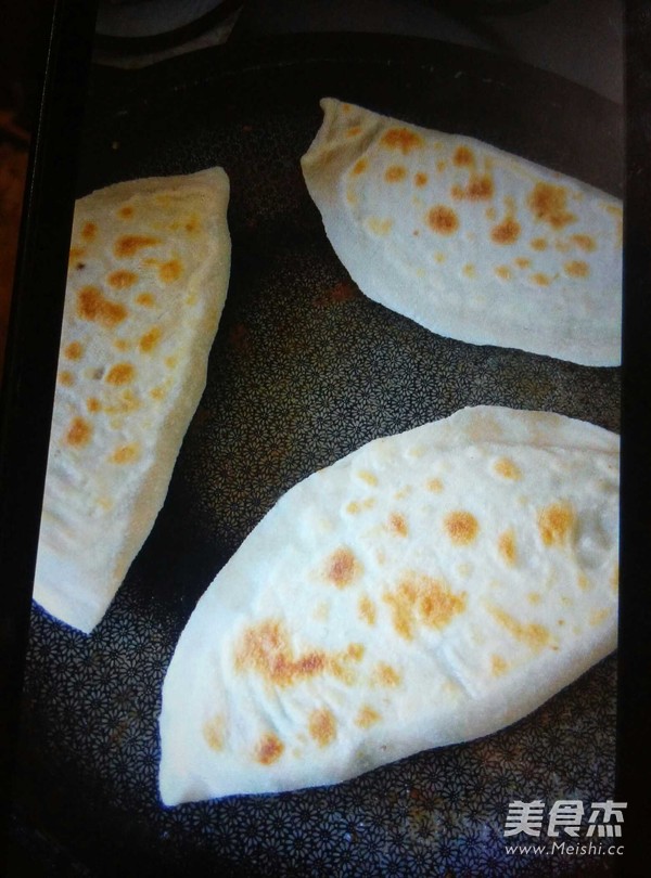 韭菜盒子的做法