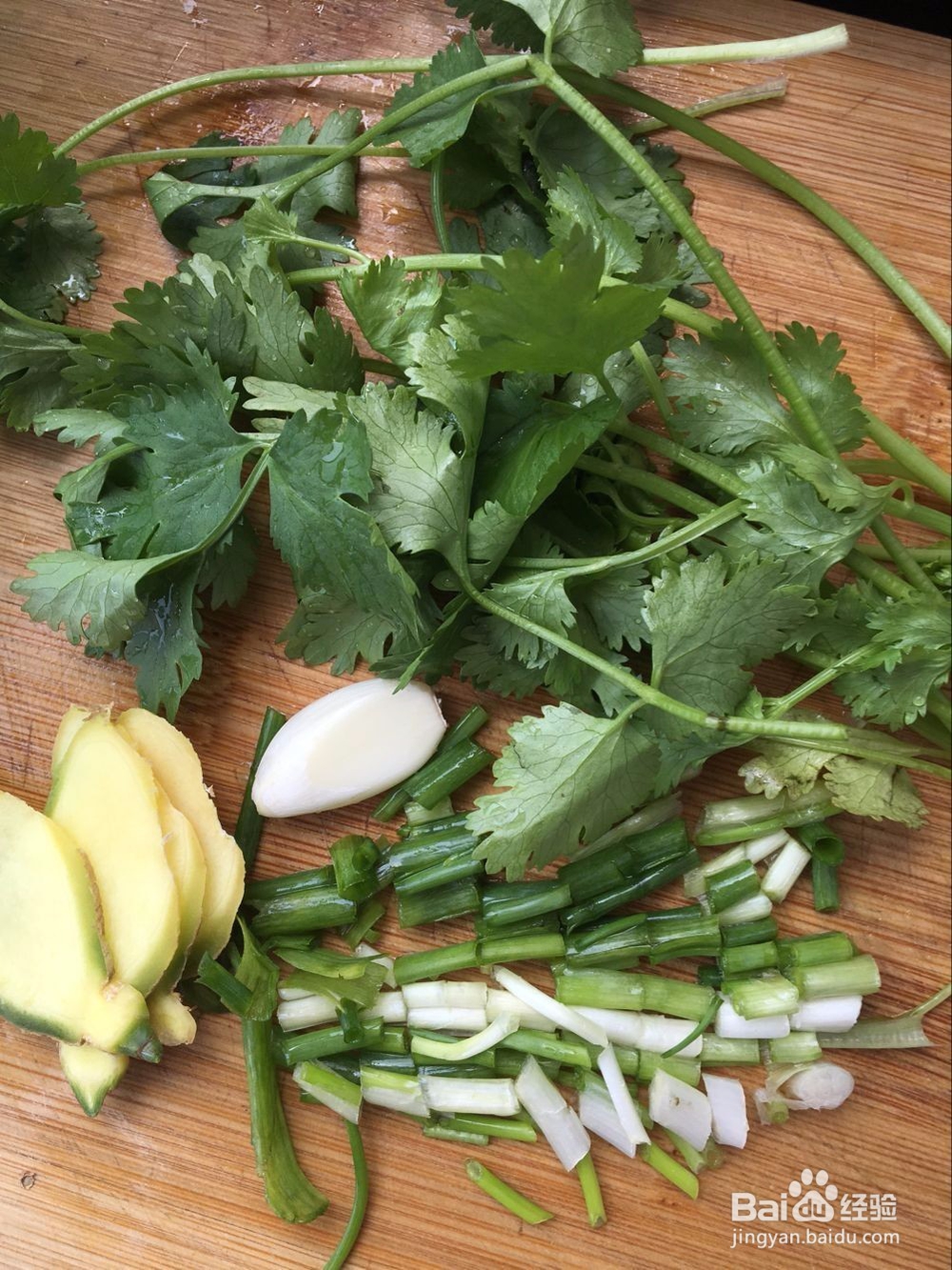 鲫鱼豆腐汤怎么烧？