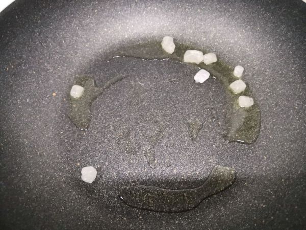 家常土豆炖排骨