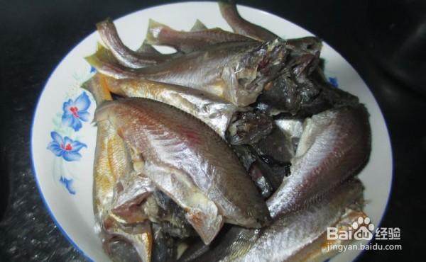 跟着学大家都喜欢的香煎黄花鱼