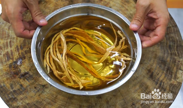 如何做酱油炒饭