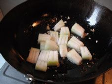 夏日餐桌上的减肥美食——鲜虾焖冬瓜