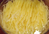 醋溜土豆丝,你真的会溜吗?记住这三点,一定好吃!
