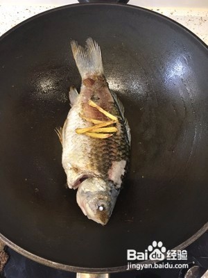 鲫鱼怎么做好吃