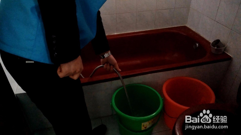 自来水管清洗流程及需要注意的细节