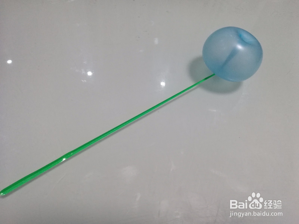 如何用小气球制作小苹果？