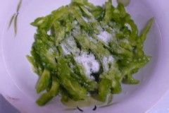 苦瓜炒鸡蛋