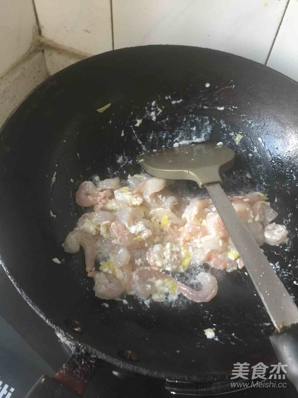 韭菜炒虾仁的做法