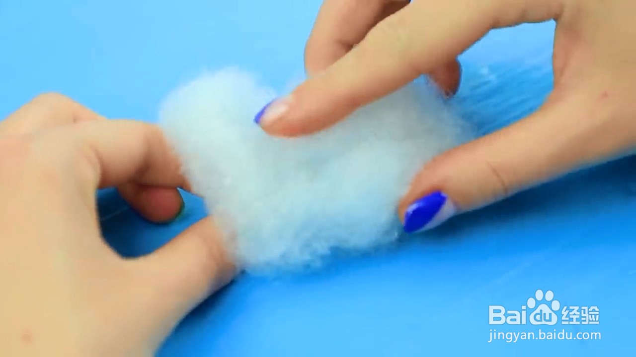 一款粉色头发的云朵发夹，夹头发上超美的