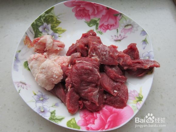 如何制作烤羊肉串