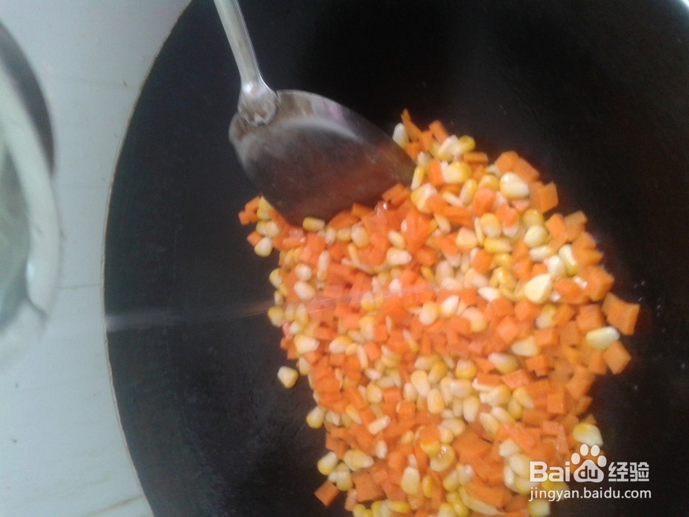 肉沫玉米红萝卜粒