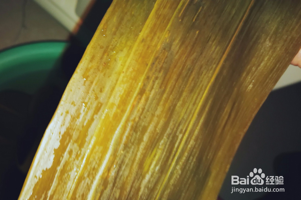 五香肉粽子和豌豆花生糯米粽子